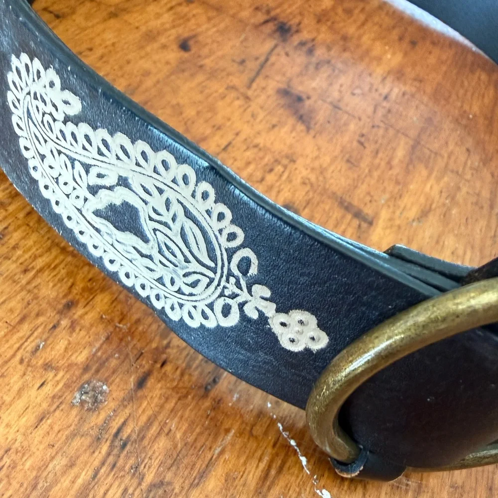 Black Leather Belt Paisley Design Stamped Women’s Medium